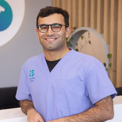 Dentist Munno Para West Dr Vasu Bhakri