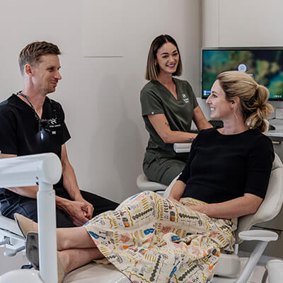 patient-getting-consultation-from-doctor