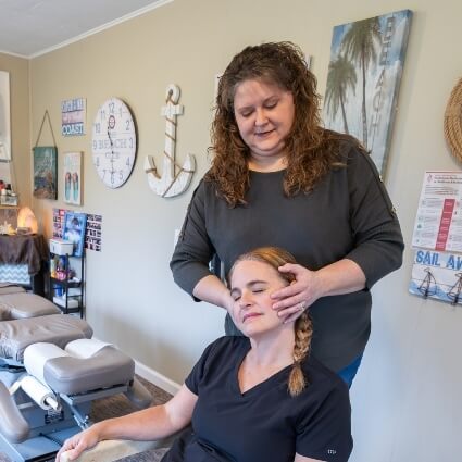 Noblesville chiropractor Dr Pamela