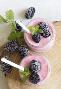 frozen blackberries in yogurt
