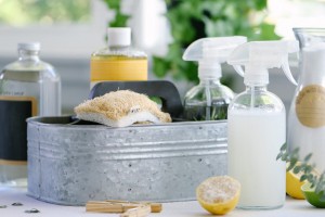 DIY-Natural-Cleaning-Challenge-6514-3-1024x683