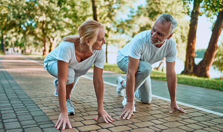 Older-couple-working-out