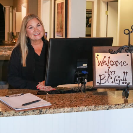 Smiling Nashville receptionist