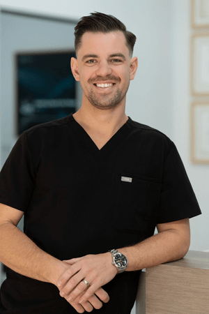 Dr Bryan Bluhm