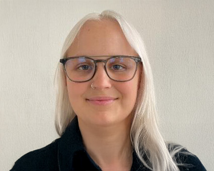 Dr Harriet