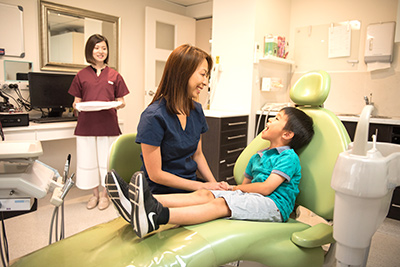 Dr Chong with young patient