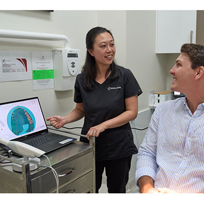 Paddington Dr Tiffany Explaining Dental Scan