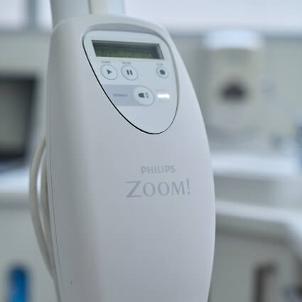 Zoom whitening machine