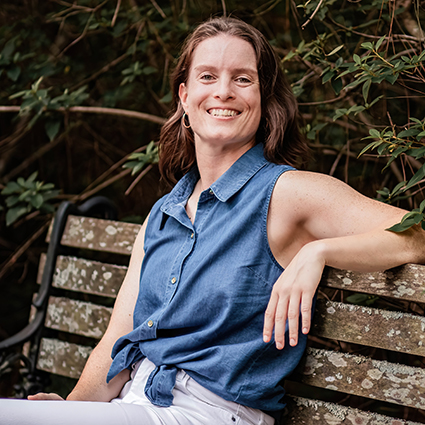 Sarah-sitting-on-bench