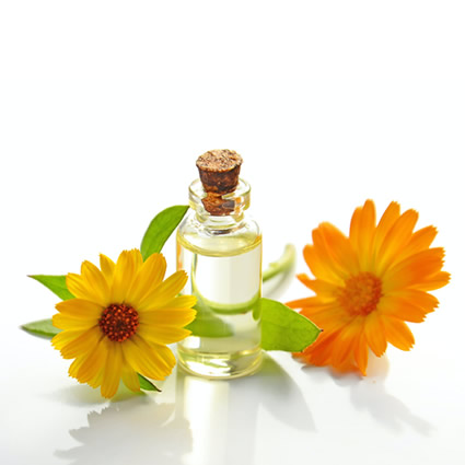 Flowers and essential oil for Aromathrapy Perth