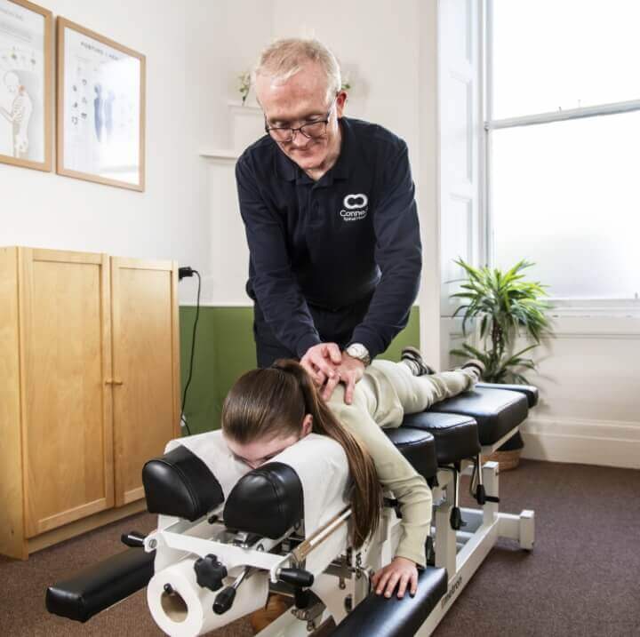 Connect Spinal Health Dr Andrew adjusting patient