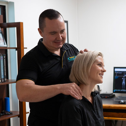 Dr Paul Klich using active release technique