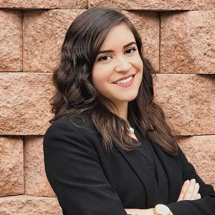 Dr. Elisa Velez