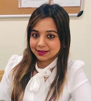 Dr Ruchi, Dentist