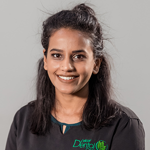 Geetha Elangovan, Dentist