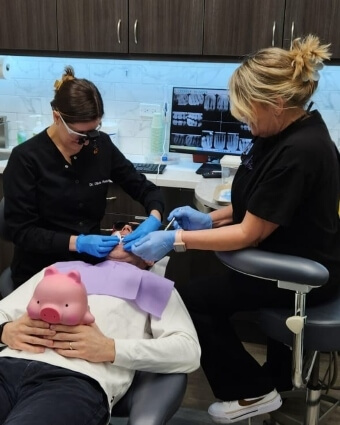 Tooth being pulled illustration