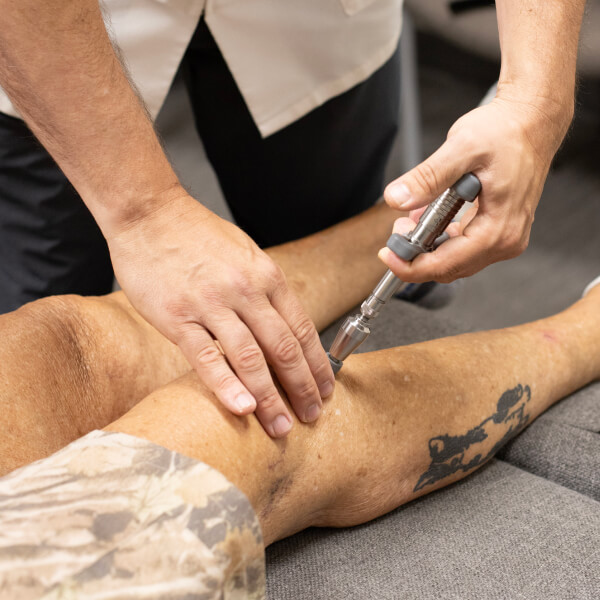 injecting knee