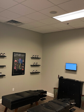 Chiropractic adjusting room