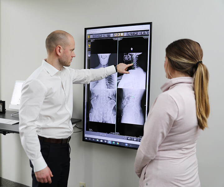 Dr. Brady explaining X-ray