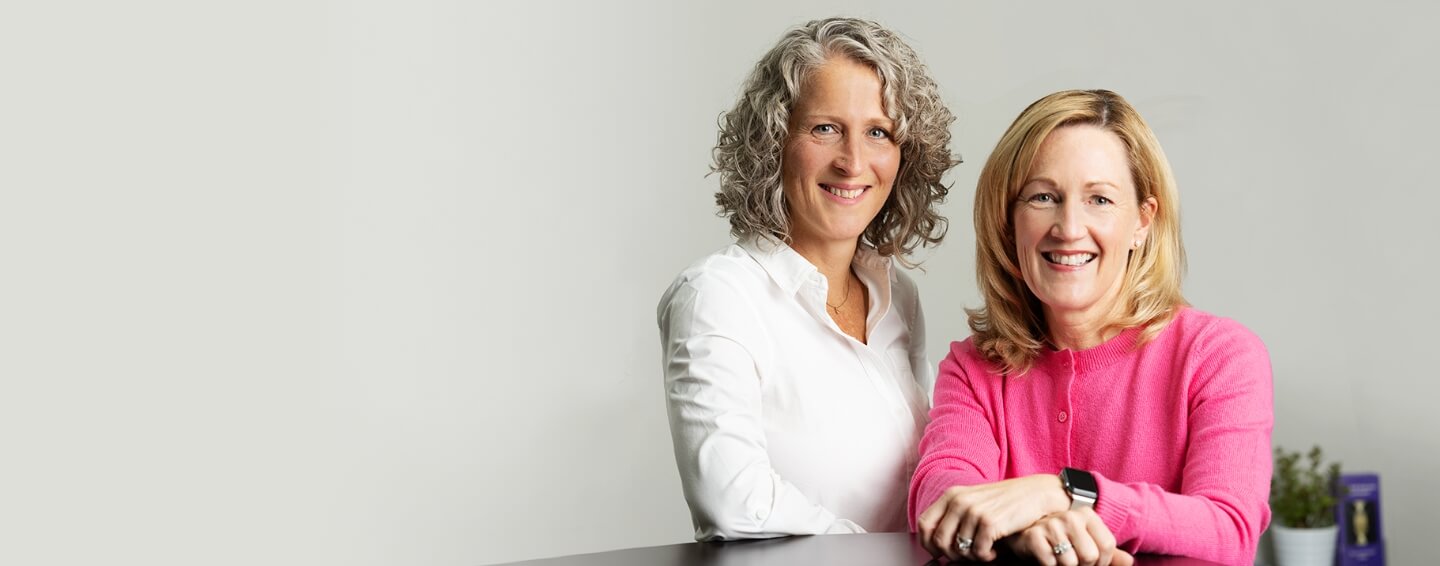 $pj chiropractor Dr. Lisa and team member