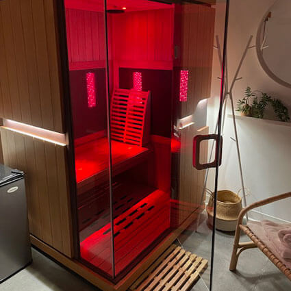 red light therapy sauna