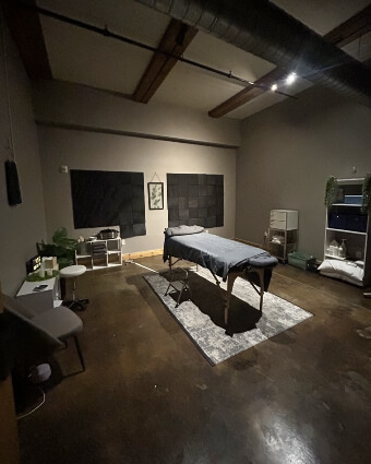 Forward Motion Chiropractic and Wellness adjustment room