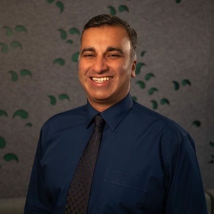 Dr Gautam Sridhar (Dentist)