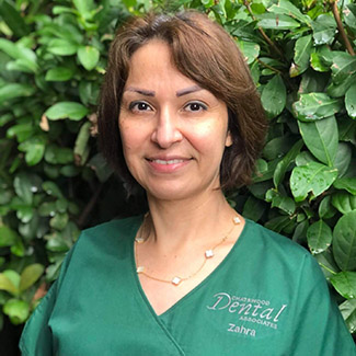Zahra Farahani, Dental Assistant