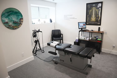 Baku Chiropractic & Functional Medicine Adjusting room