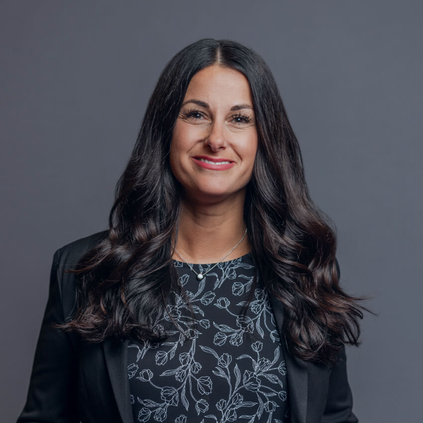 West Hartford chiropractor Dr Jessica