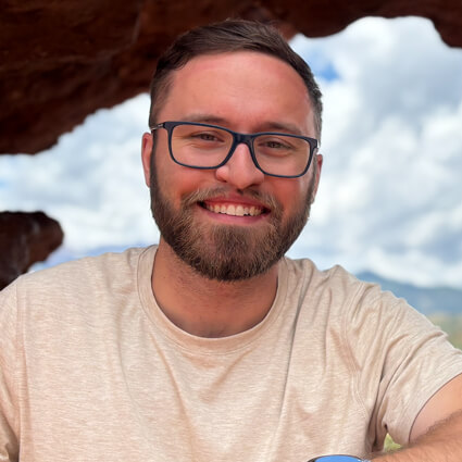 Dr Alex Stoj