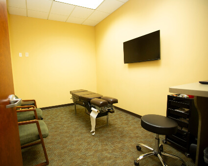 Midwest Sport and Spine therapy room