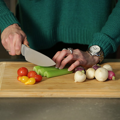 woman chopping vegetables