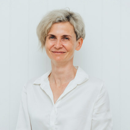 Dr Veronika Valena