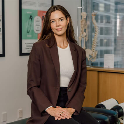 dr-sophie-sitting