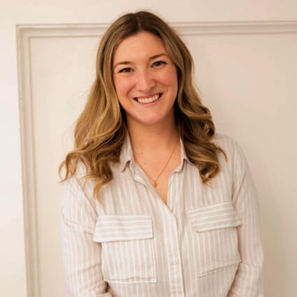 Dr. Kirstie headshot