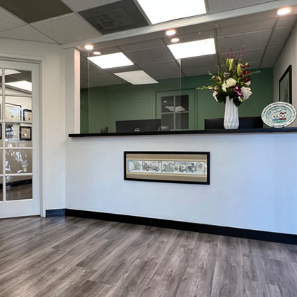 Jerry Yang, DDS reception area