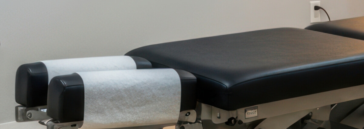 chiropractic adjusting table