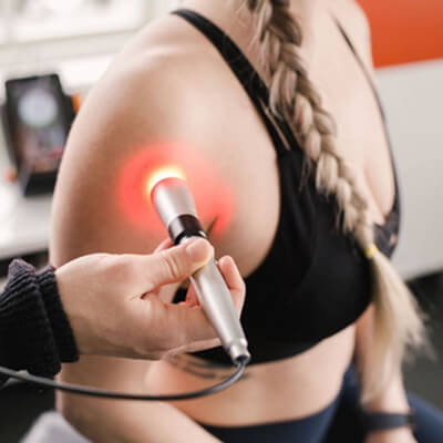 Laser-Therapy-on-Shoulder