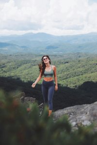 walking-unsplash