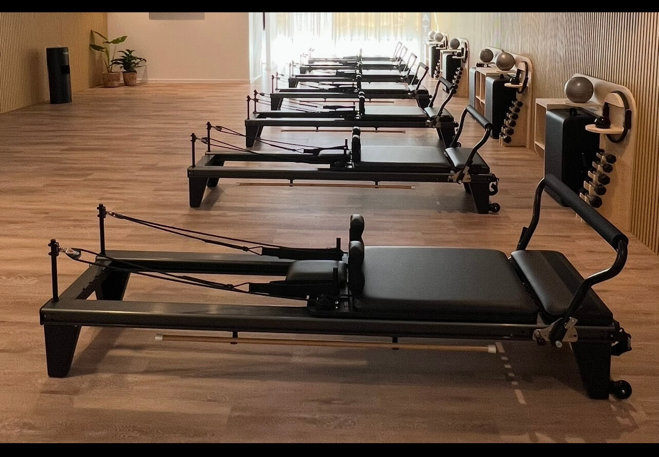 Fully assembled Pronto Home Reformer, front view