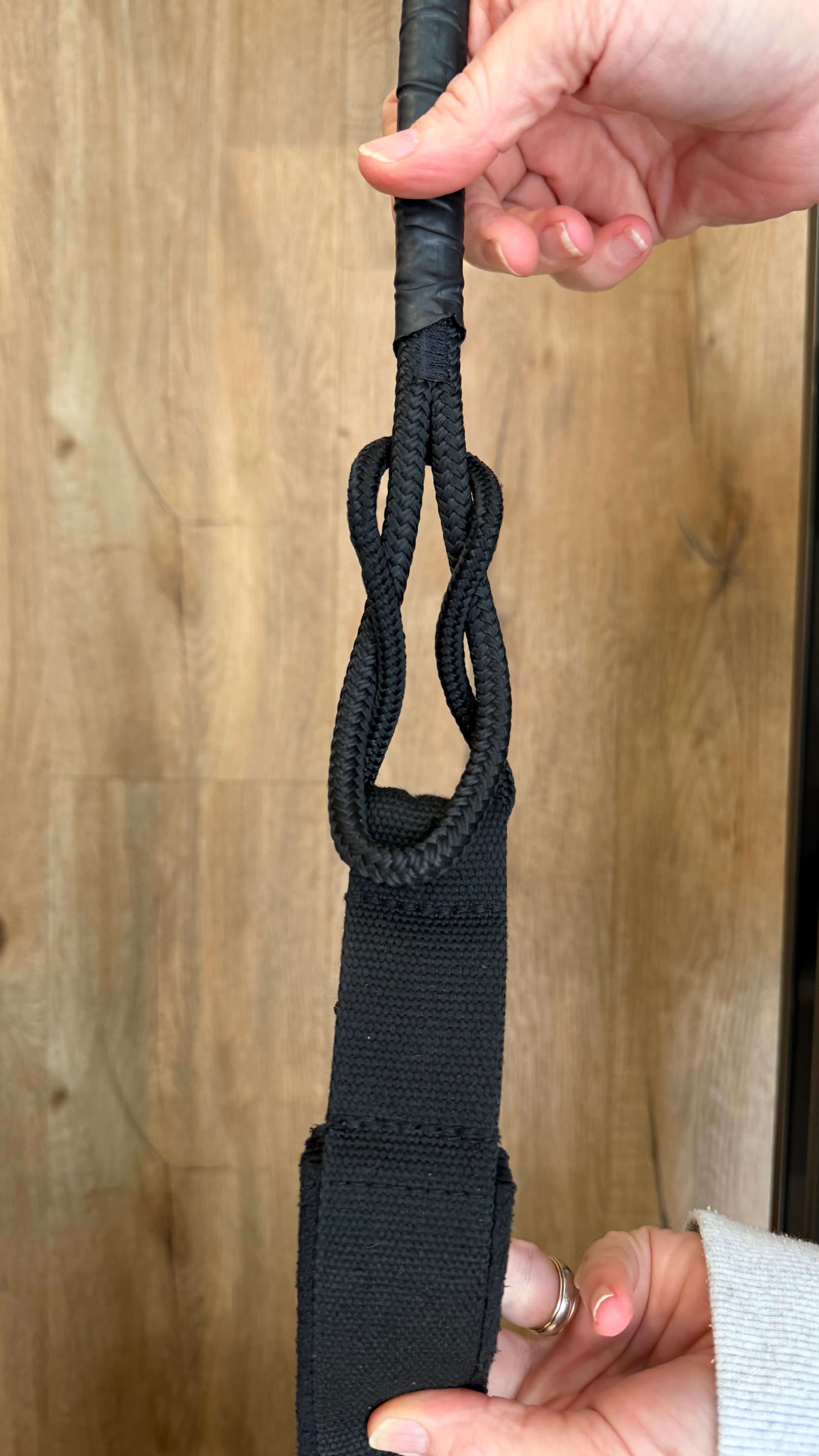 Threading the strap through the rope end