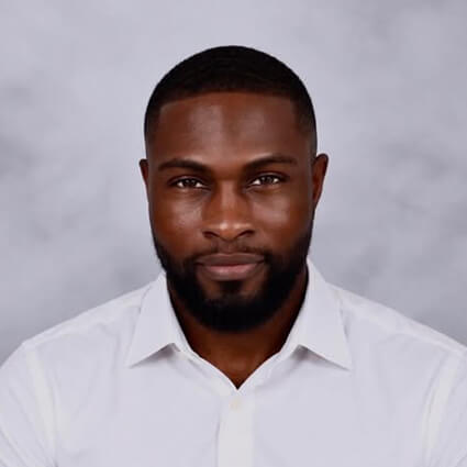St. Petersburg Chiropractor, Leonel Awokang