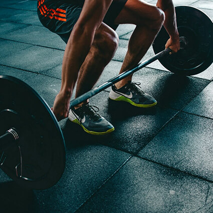 Male-Weight-Lifting