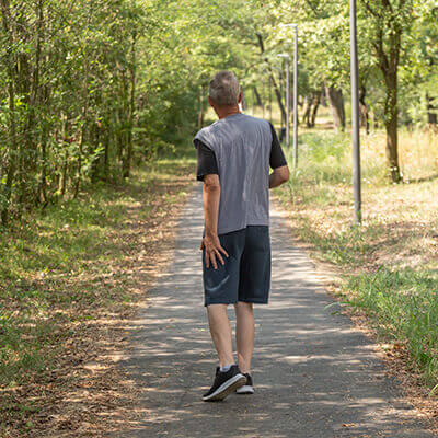 man walking with antalgic gait