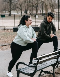 couple excersing in cold