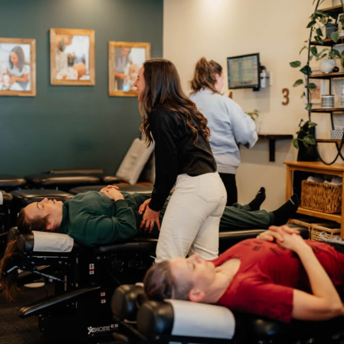 patients in adjusting room
