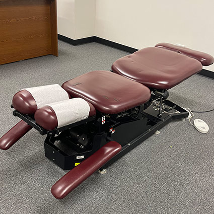 chiropractic adjusting table