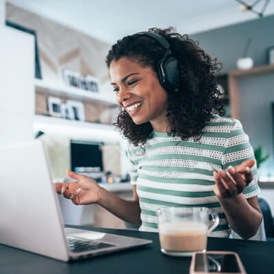 talking-to-computer-in-home-meeting-sq-400