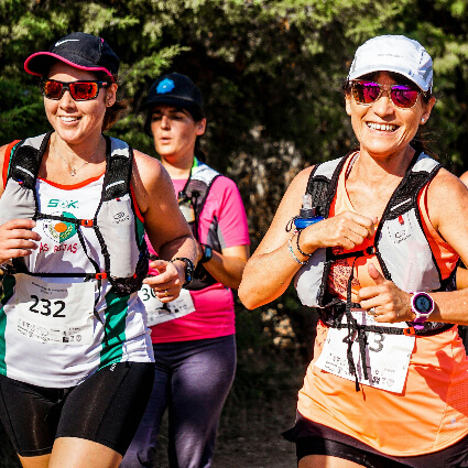 people running in a marathon